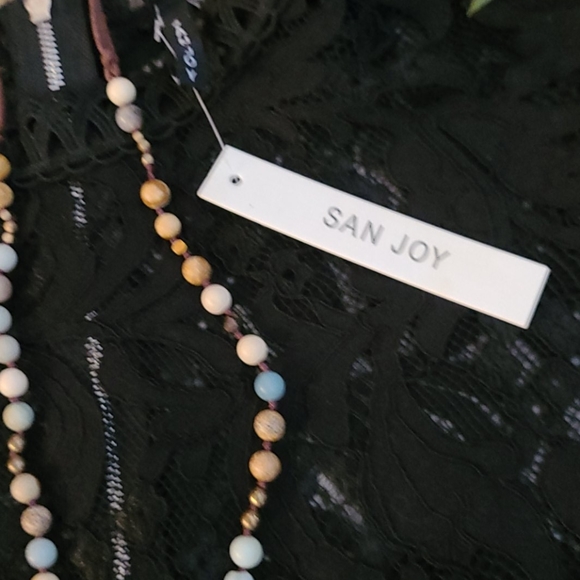 NWT BO HO LACE BELL SLEEVE S, BLACK BY SAN JOY. - Picture 6 of 15